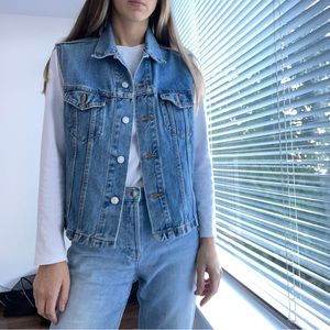 Levi’s jean vest